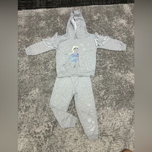 Gray Hoodie and Pants Set with Character Print